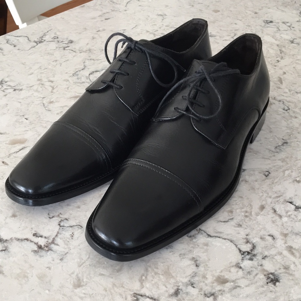 To Boot New York Cap Toe Oxford (size 10)